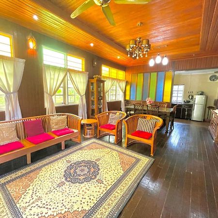 Tamteh Homestay Ayer Hitam Zewnętrze zdjęcie