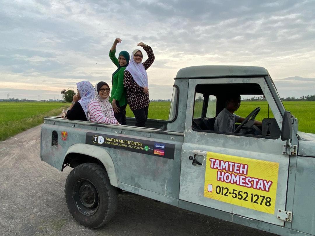 Tamteh Homestay Ayer Hitam Zewnętrze zdjęcie
